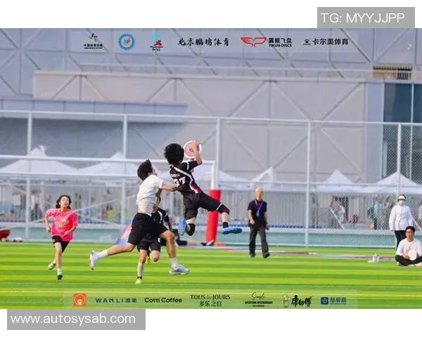 广州飞盘队在灵活性排行榜中荣登第六名展现出色竞技实力与团队合作精神